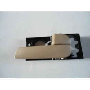 KIA RIO- III- 06/11; ÖN KAPI İÇ AÇMA KOLU SAĞ BEJ (HUSHAN)