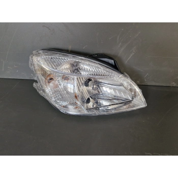 KİA RİO SAĞ ÖN FAR MOTORSUZ SIFIR 2005-2010