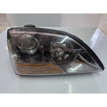 KİA SORENTO SAĞ ÖN FAR ORJİNAL 2006-2009 SIFIR AYARINDA