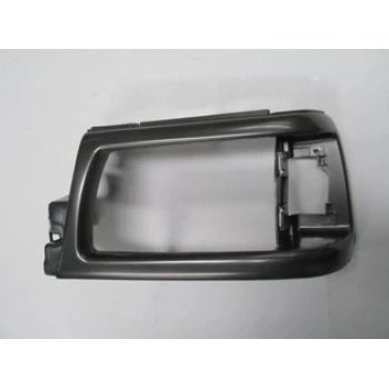 MAZDA B2500- PICK UP- 97/00; FAR ÇERÇEVESİ SOL SİYAH (FPI)