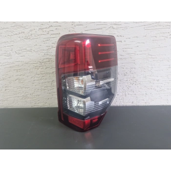 MİTSUBİSHİ L200 SAĞ ARKA STOP LAMBASI LEDLİ DUYLU 2019-2021 SIFIR AYARINDA