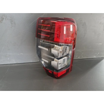 MİTSUBİSHİ L200 SOL ARKA STOP LAMBASI LEDLİ SIFIR 2019-2021