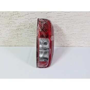 NİSSAN NAVARA SAĞ ARKA STOP LAMBASI DUYLU SIFIR 2006-2014