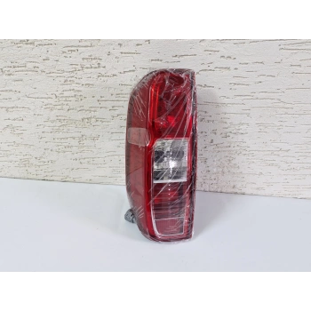 NİSSAN NAVARA SOL ARKA STOP LAMBASI DUYLU SIFIR 2006-2014