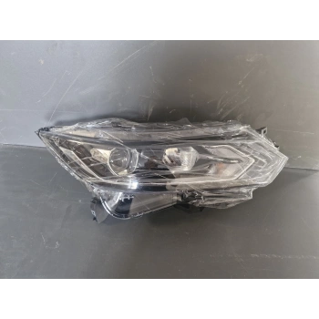 NİSSAN QASHQAİ SAĞ ÖN FAR SIFIR 2017-2021