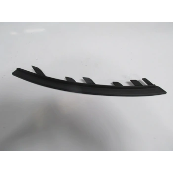 OPEL CORSA- E- 15/19; ÖN TAMPON PANJURU ÇITASI SOL (SİS LAMBA KAPAĞI ALT ÇITASI)(TW)