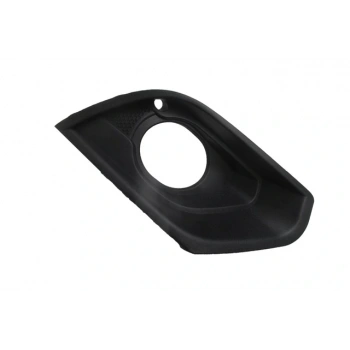 OPEL CORSA- E- 15/19; SİS LAMBA KAPAĞI SAĞ SİS/NİKELAJ DELİKLİ (TYG)