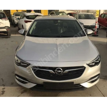 OPEL INSIGNIA- 17/20; ARAÇ BİLGİLERİ VE RESİMLERİ