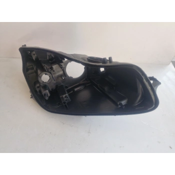 OPEL İNSİGNİA SAĞ ÖN FAR KASASI SIFIR 2009-2012