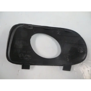 OPEL VECTRA- B- 99/02; SİS LAMBA KAPAĞI SAĞ SİS DELİKLİ