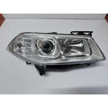 RENAULT MEGANE 2 MERCEKLİ SAĞ ÖN FAR 2006-2009 SIFIR AYARINDA
