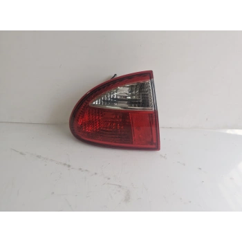 SEAT LEON SOL ARKA STOP LAMBASI ÇIKMA 1999-2004