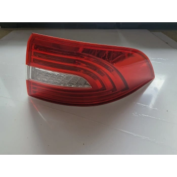SKODA SUPERB LEDLİ SAĞ ARKA STOP LAMBASI 2013-2015 SOKET TERS