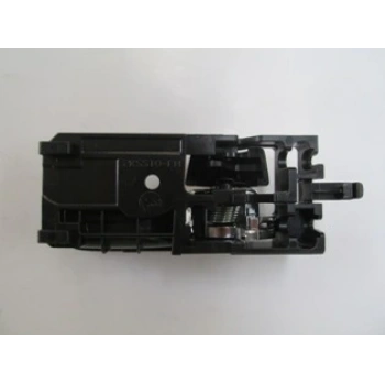 SUZUKI SWIFT- 05/11; ÖN KAPI İÇ AÇMA KOLU SOL SİYAH/NİKELAJLI (HUSHAN)