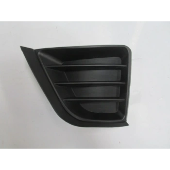 TOYOTA COROLLA- NDE180- 13/16; SİS LAMBA KAPAĞI SOL SİYAH (SİS DELİKSİZ) (TW)