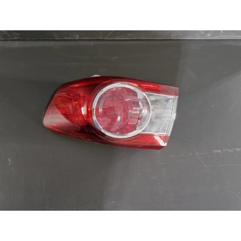 TOYOTA COROLLA SAĞ ARKA DIŞ STOP LAMBASI SIFIR 2010-2013