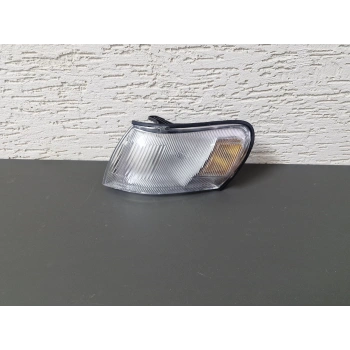 TOYOTA COROLLA SOL ÖN FAR SİNYALİ ÇIKINTILI SIFIR 1993-1995