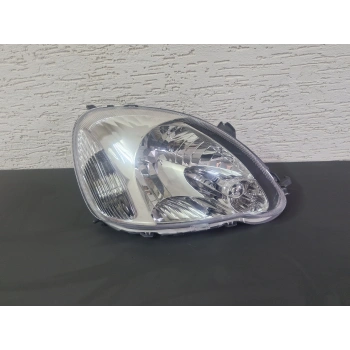 TOYOTA YARİS SAĞ ÖN FAR MOTORSUZ SIFIR 2003-2006