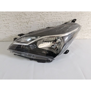 TOYOTA YARİS SOL ÖN FAR SİYAH SIFIR 2017-2020