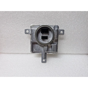 VOLKSWAGEN CADDY GOLF JETTA POLO FAR BEYNİ SIFIR 8K0941597E