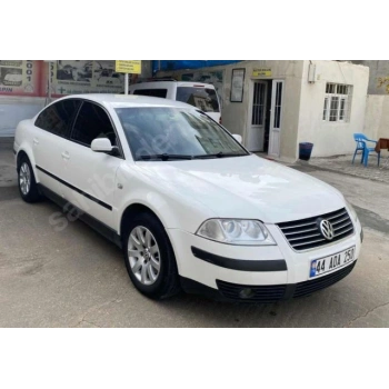 VOLKSWAGEN PASSAT- B5- 01/05; ARAÇ BİLGİLERİ VE RESİMLERİ