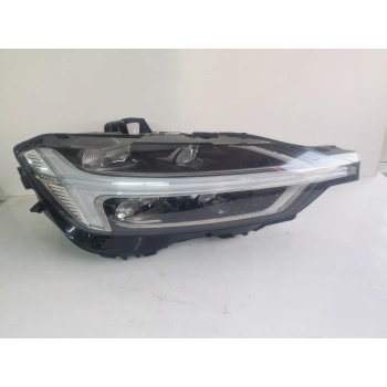 VOLVO CX60 SAĞ ÖN FAR 2021-2023