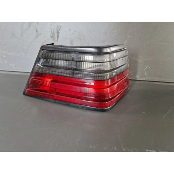 W124 124 KASA 200E SAĞ STOP LAMBASI FÜME SIFIR 1993 1994 1995