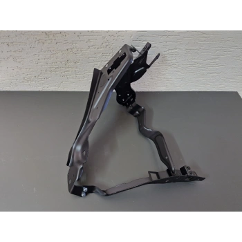 W204 C180 SAĞ ÖN FAR YUVA SACI SIFIR 2007-2011