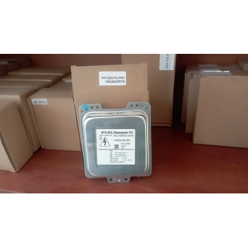 W212 E180 E200 FAR ZENON BEYNİ SIFIR 2009-2012