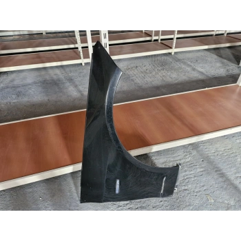 W212 E180 E200 SAĞ ÖN ÇAMURLUK SİYAH ORJİNAL SÖKME 2009-2012