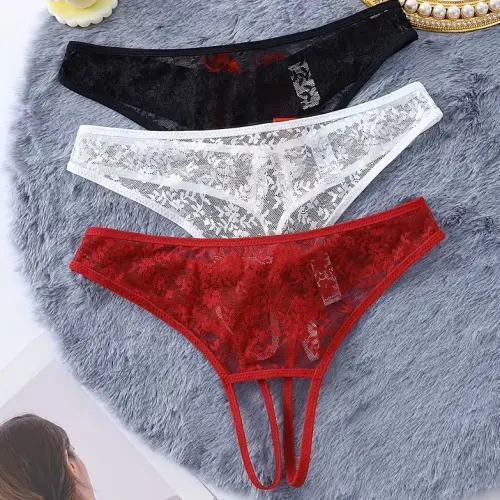 Kadın 3’lü Seksi Ağ Bölgesi Açık Dantelli Tanga Seti