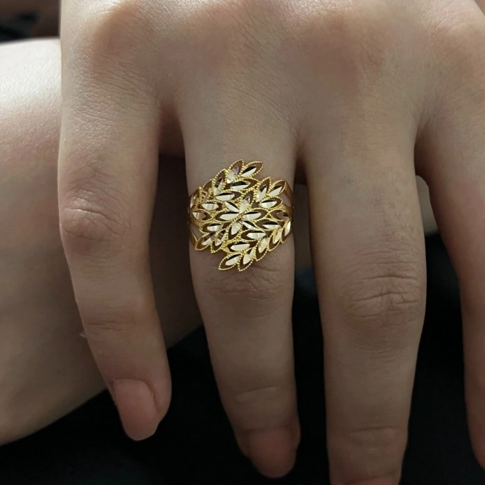 14 Ayar Altın Dallı Yüzük