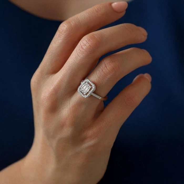 14 Ayar Beyaz Altın Baget Yüzük