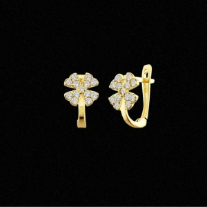 14 Ayar Altın Taşlı Motifli Çocuk Küpesi