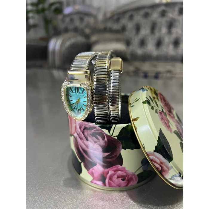 Kadın Altın & Gümüş Renk Detaylı Turkuaz Kadran Taşlı Bilezik Saat