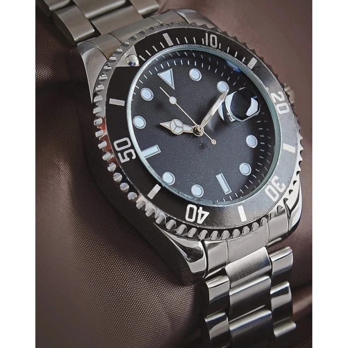 Gümüş Çelik Kordon Erkek Kol Saati Takvimli Siyah Kadran Özel kutusunda