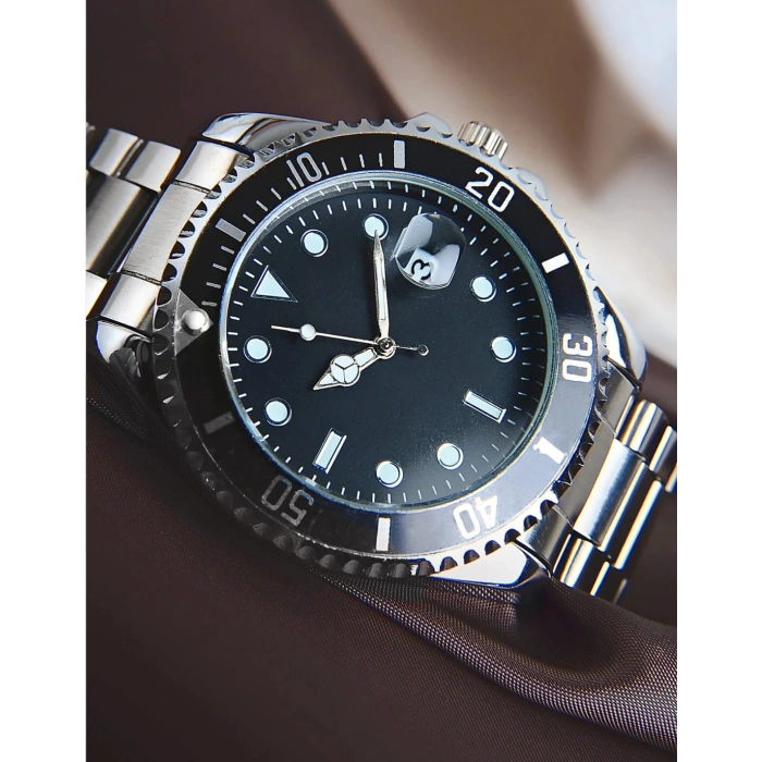 Gümüş Çelik Kordon Erkek Kol Saati Takvimli Siyah Kadran Özel kutusunda