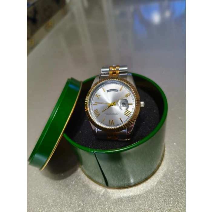 Şık Tasarım | Çelik & Altın Tonlu Kordon | Takvim & Gün Göstergesi - Erkek Kol Saati