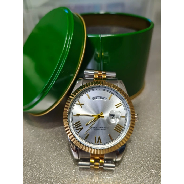 Şık Tasarım | Çelik & Altın Tonlu Kordon | Takvim & Gün Göstergesi - Erkek Kol Saati