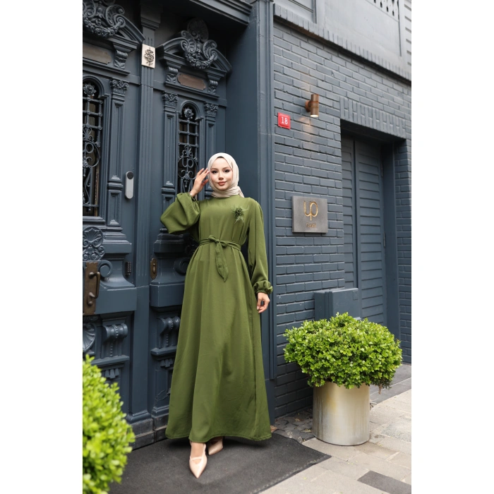 KADIN Haki Aerobik Yaka Çiçek Detaylı- Belden Bağlamalı Şık Tesettür Elbise 0308