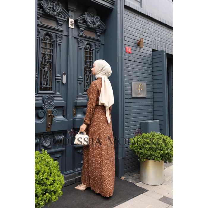 KADIN Kahve %100 Viskon Pamuklu Belden Bağlamalı Çiçek Desen Kat Kat Elbise V9540