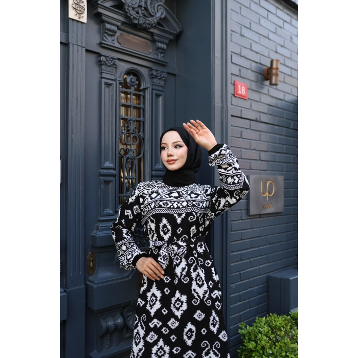 KADIN Siyah %100 Viskon Pamuklu Belden Kuşaklı-Etnik Desen Bol Kesim Tesettür Elbise E475