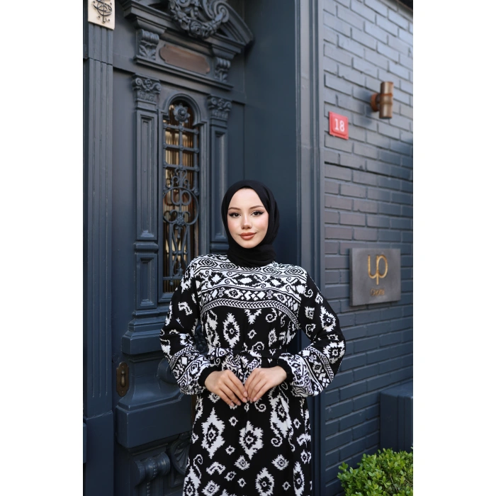 KADIN Siyah %100 Viskon Pamuklu Belden Kuşaklı-Etnik Desen Bol Kesim Tesettür Elbise E475
