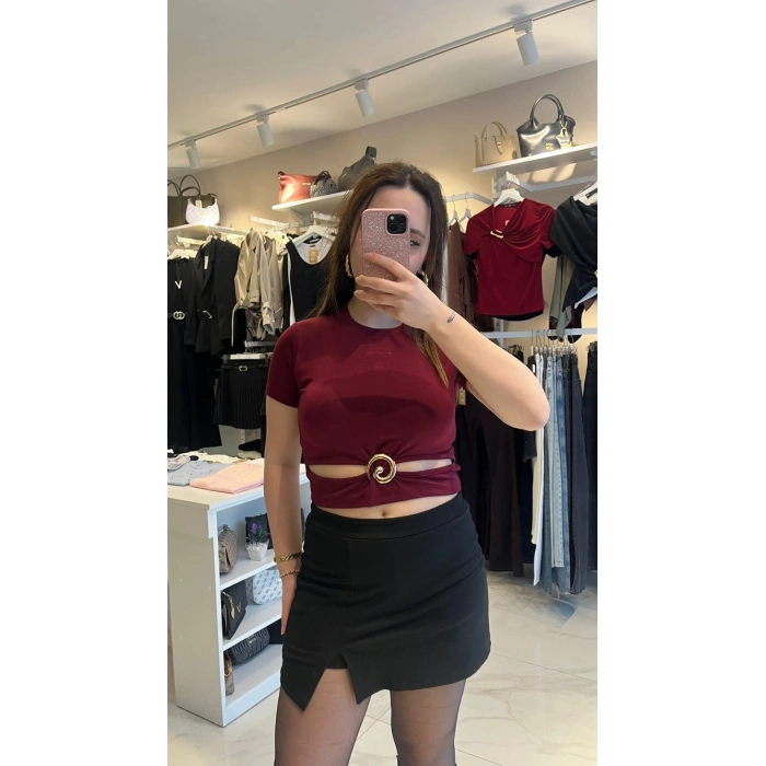 Gold Sarmal Toka Detaylı Pencere Bluz