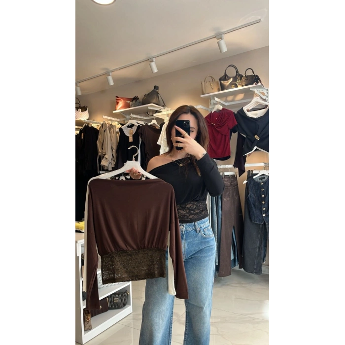 Bel Dantel Detaylı Kayık Yaka Bluz
