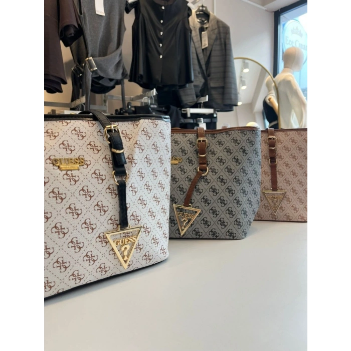 Guess Logo Detaylı Premium Omuz Çantası