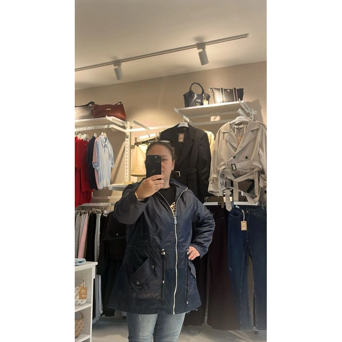Premium Su Geçirmez Trenç Yağmurluk