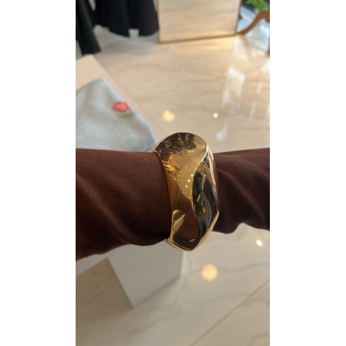 Dalga Formlu Gold Kelepçe