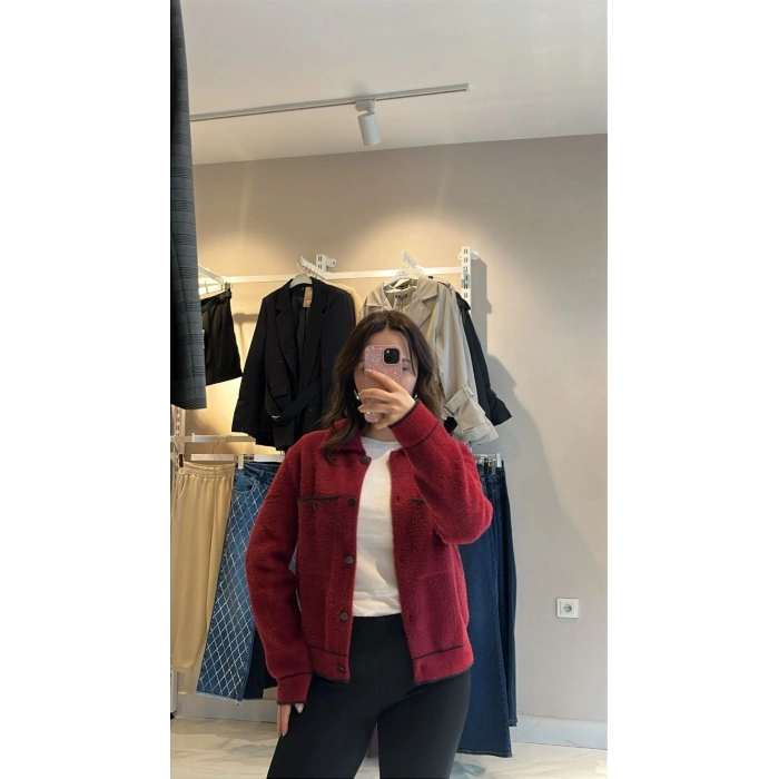 Kırmızı Peluş Hırka