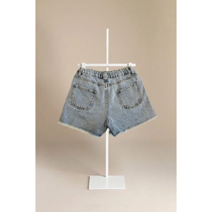 Çiçek Nakış Detaylı Denim Şort